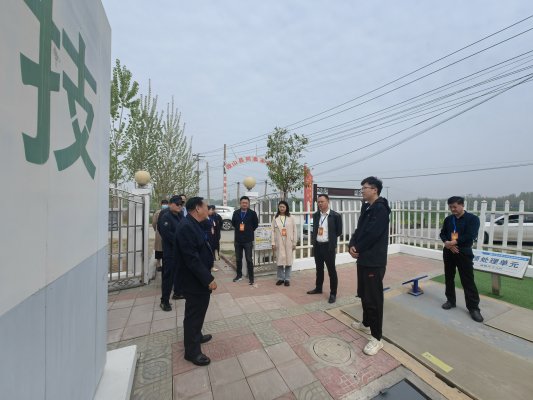 济宁市微山县留庄镇人大组织开展推进农村生活污水治理设施运维提升专题活动(图1)