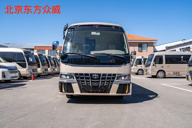 2024款丰田考斯特8座价格环保节能(图2)