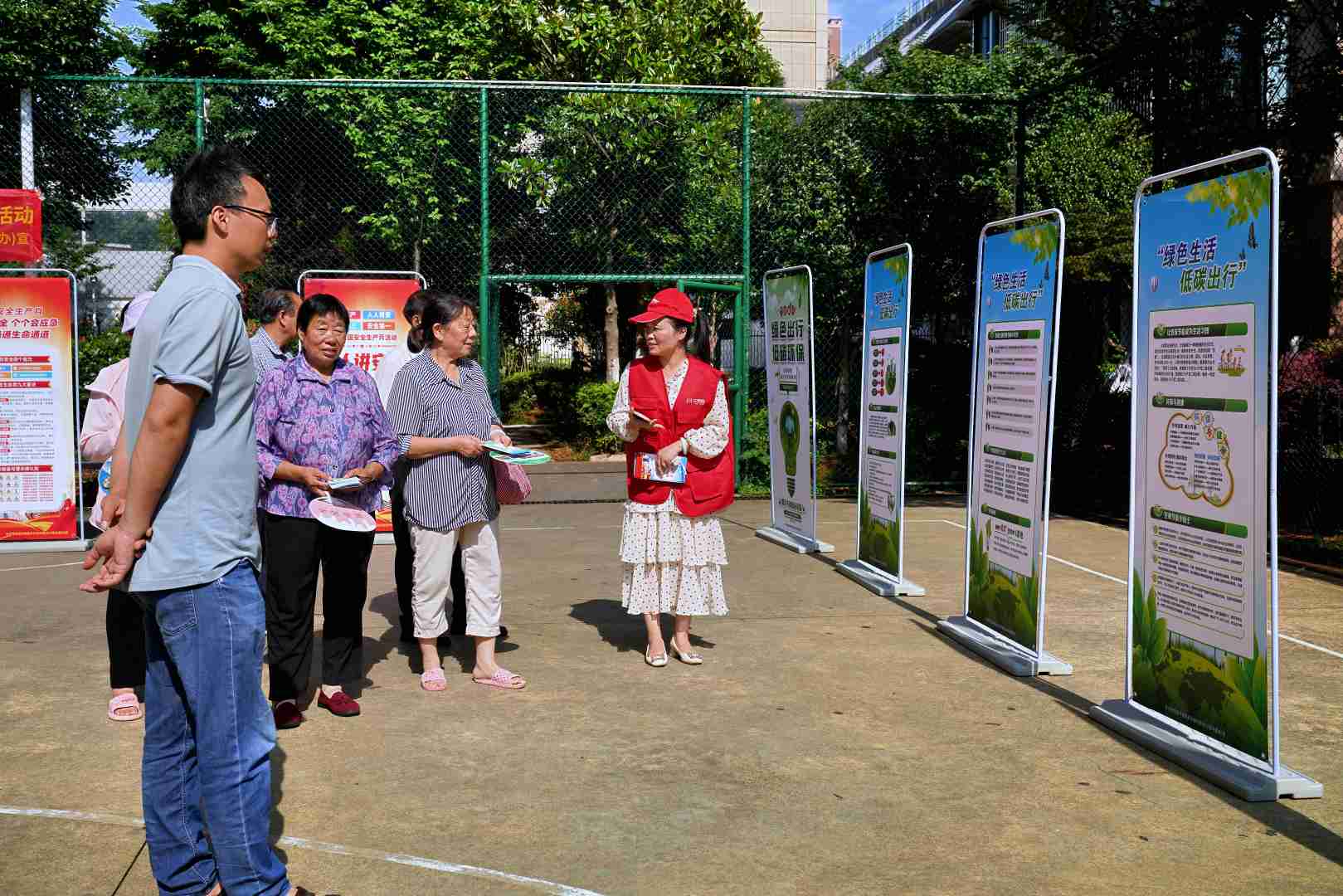 湖南省长沙县：环保宣传入基层文明创建树新风(图2)