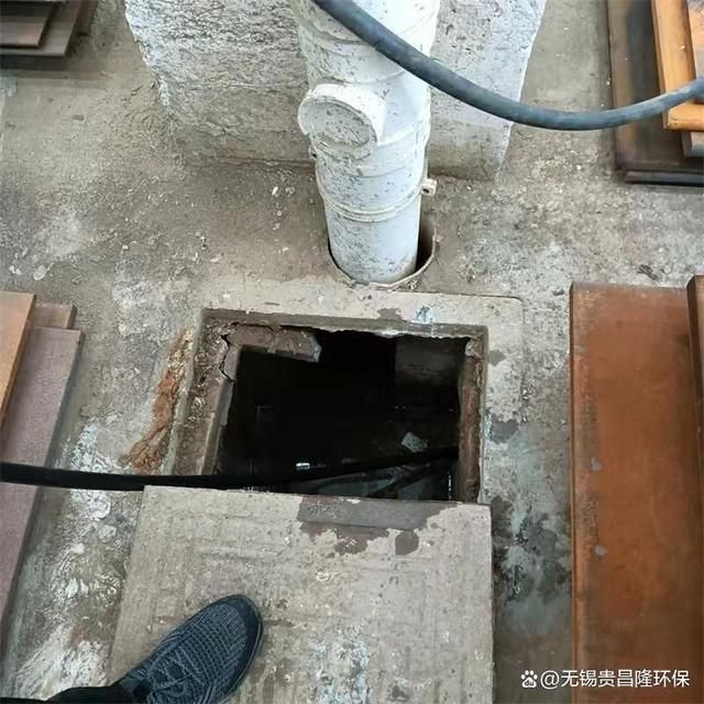 平湖市清理化粪池(图1)
