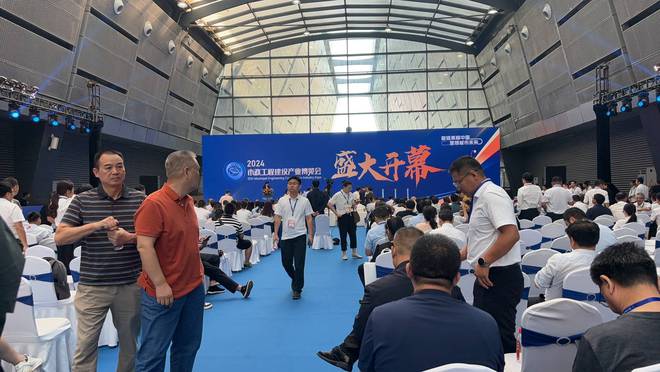 借势发力鸿威·2025武汉环保展深入行业展会现场进行宣传推广(图2)