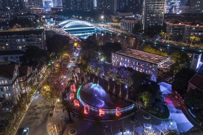 国际设计铂金奖就在身边！夜幕降临你注意到苏州河静安段绝美夜景了吗……(图2)