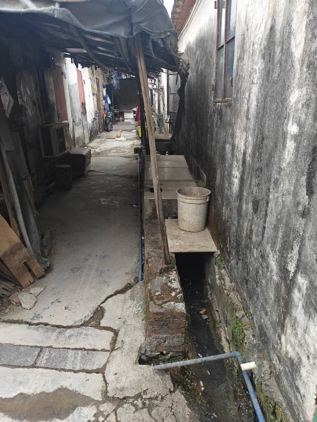 回访东莞袁屋围村：污水烂路臭公厕居民盼早日整治(图5)