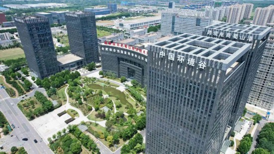 连续5年跨越百亿！2024年合肥蜀山区地区生产总值突破1500亿元！(图2)