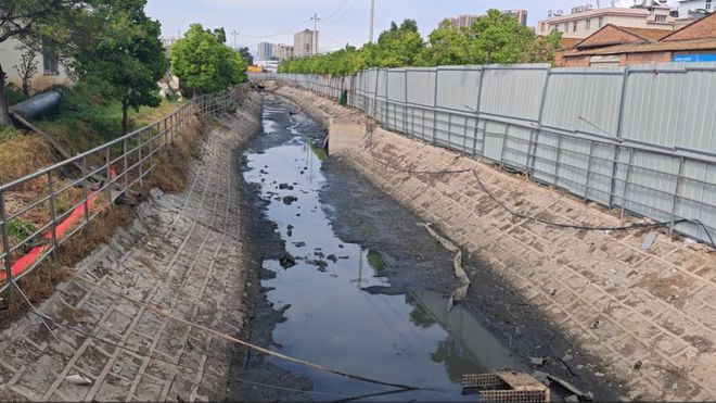 典型案例云南省昆明丽江等城市生活污水长期直排黑臭水体整治不力(图3)
