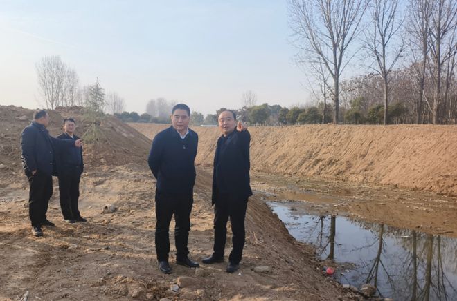 卧龙区开展农村人居环境整治、南水北调污水治理项目建设督导调研(图1)