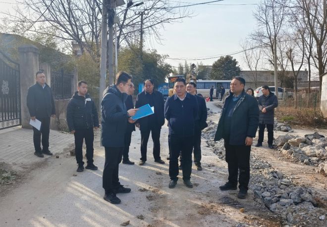 卧龙区开展农村人居环境整治、南水北调污水治理项目建设督导调研(图2)