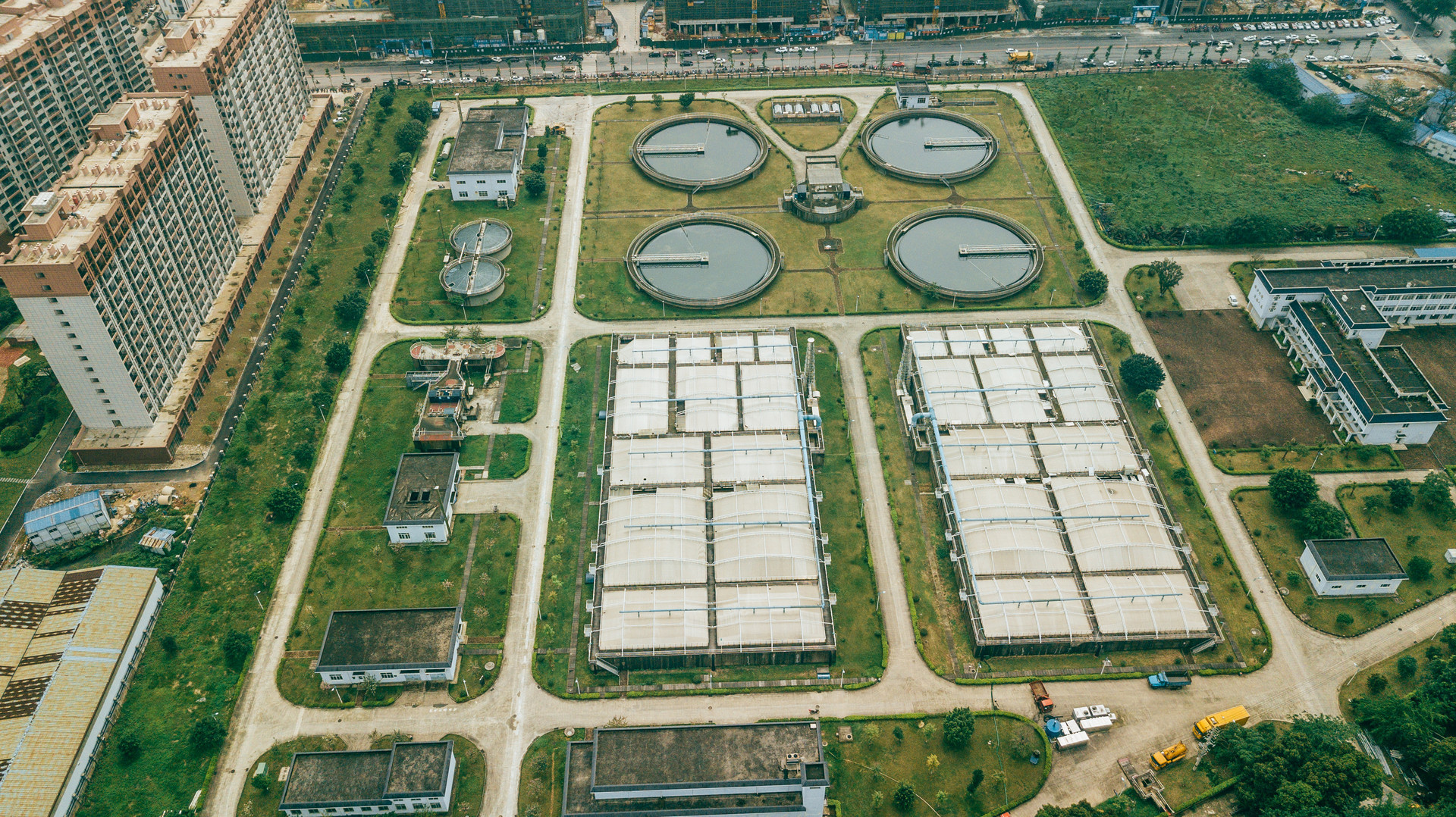 总投资996亿元平度市东部污水处理厂正式通水试运行(图1)