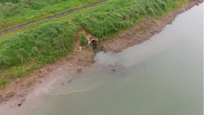 典型案例重庆市生活污水处理能力不足一些地方仍然存在污水溢流问题(图1)