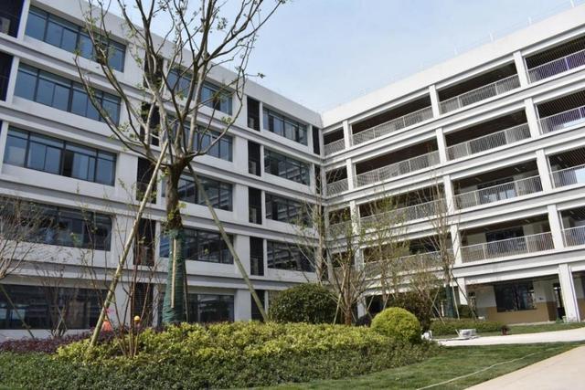杭州教育新地标！60班制寄宿高中全面竣工9月正式迎新(图2)
