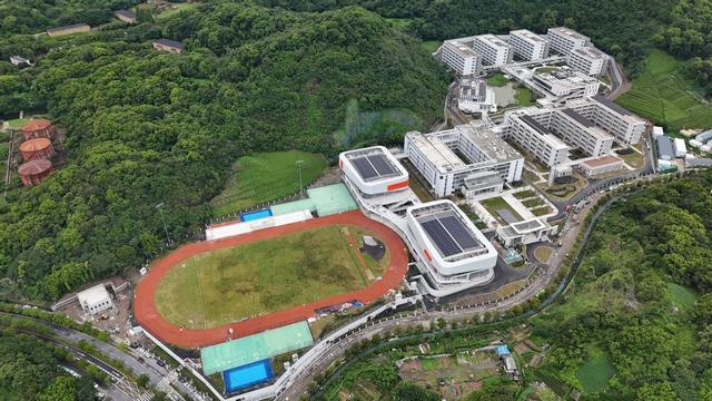 杭州教育新地标！60班制寄宿高中全面竣工9月正式迎新(图1)