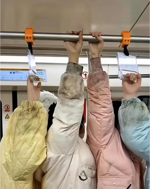 最简单的“羽绒服清洁”办法!5分钟搞定干净保暖还省钱(图2)